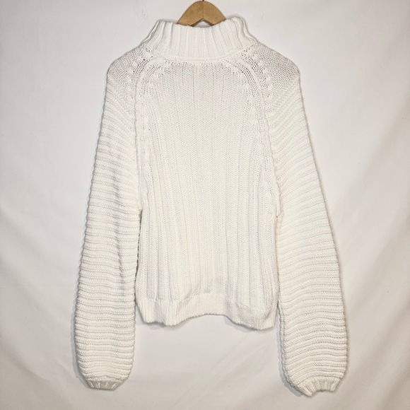 Free People Sweetheart White Mock Neck Thick Knit Sweater Size Small High Low - Picture 8 of 11